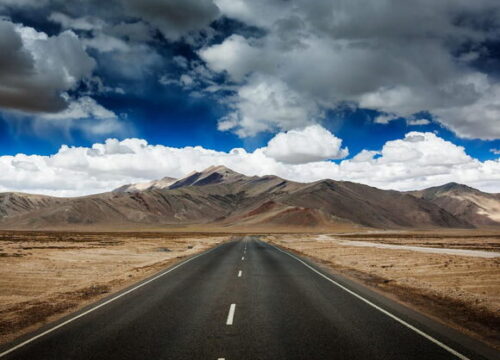 Ladakh with Pangong and Nubrah Tour Package 7D|6N